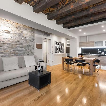 Flats4Rent Federica Apartment Verona Luaran gambar