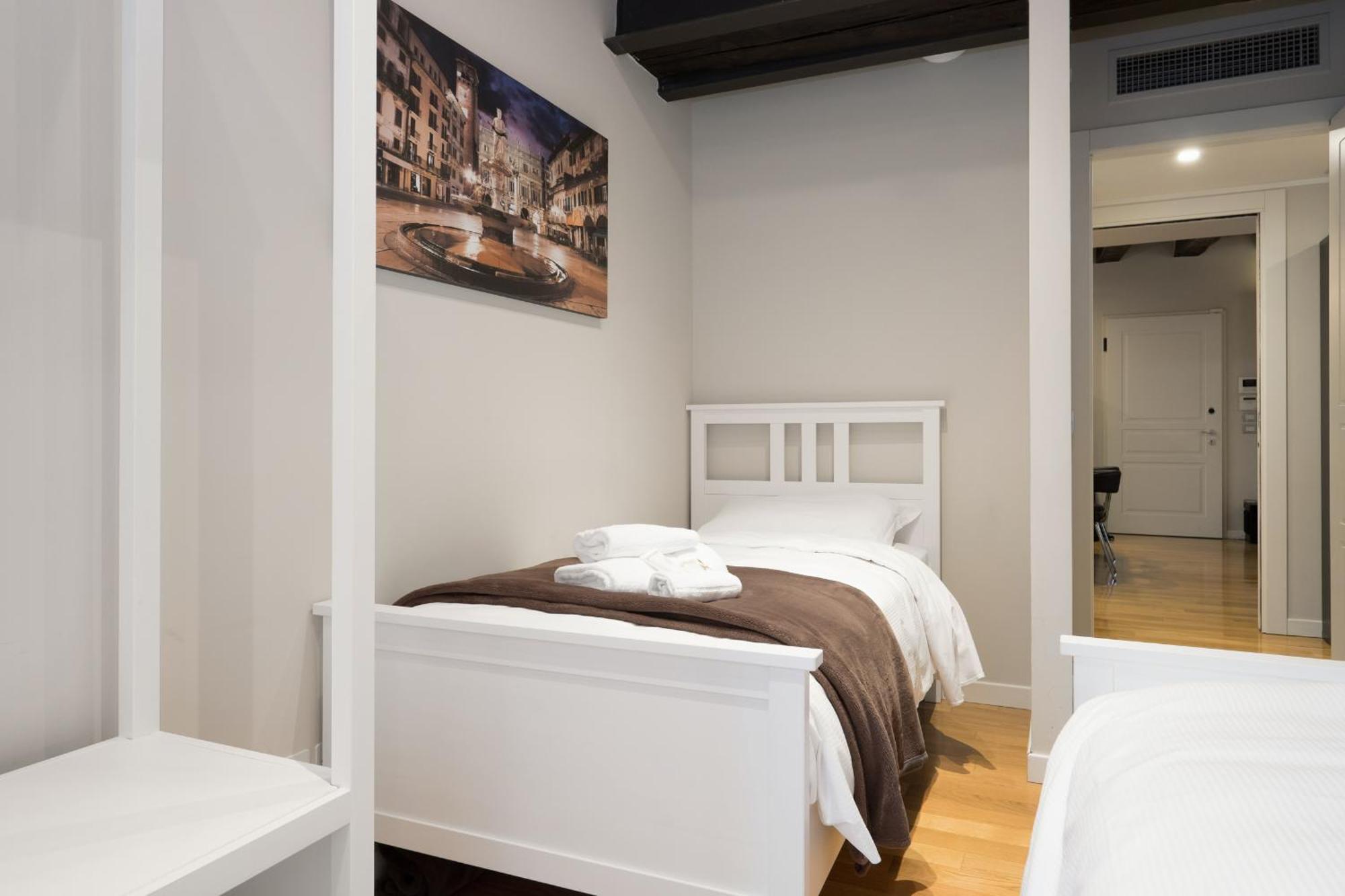 Flats4Rent Federica Apartment Verona Luaran gambar